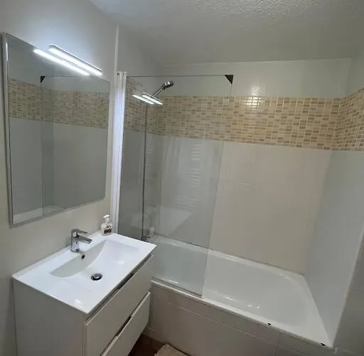 Rénové Dans Saint-lary Apartamento